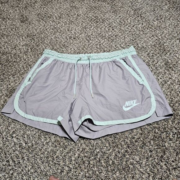Nike Running Shorts - Picture 1 of 12
